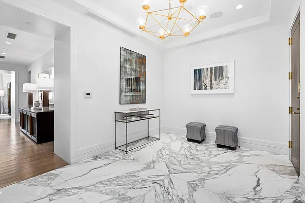 Rented by Compass | media 23