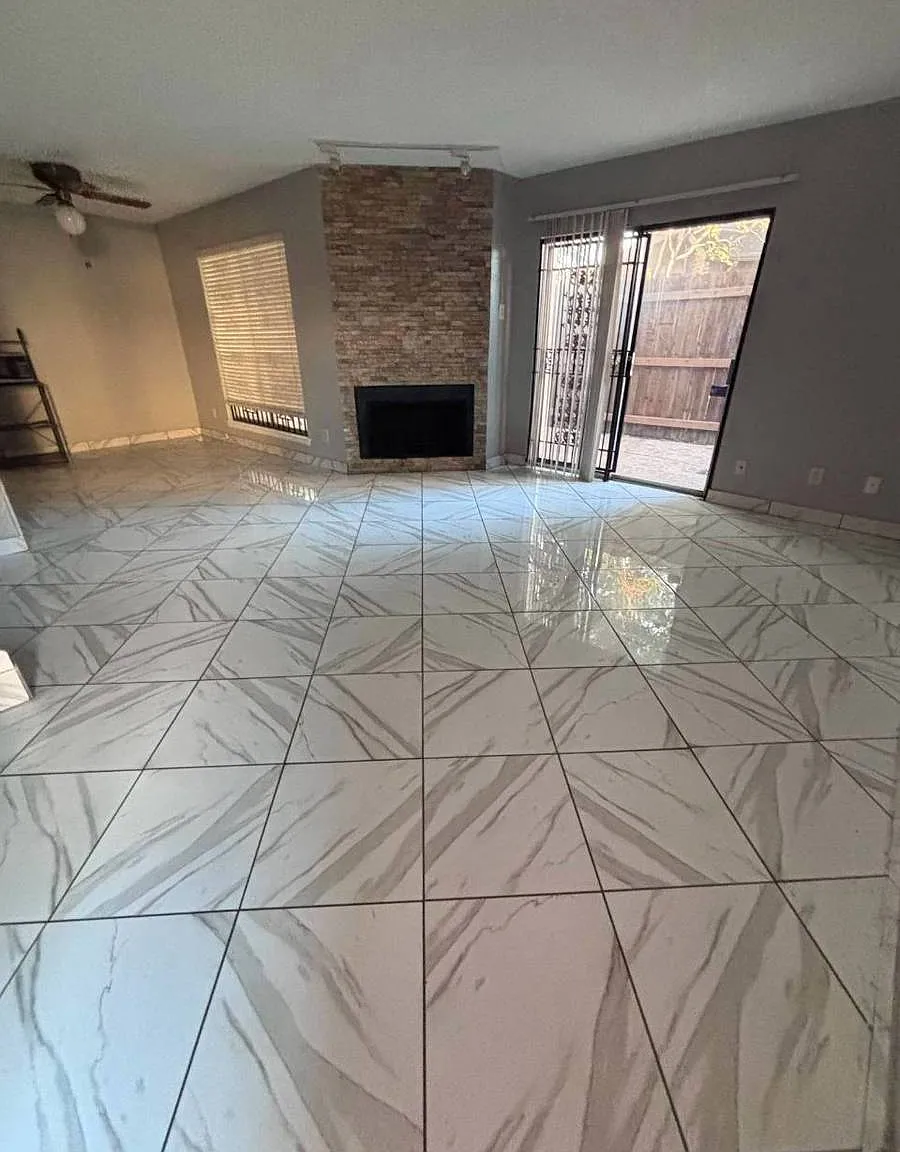2 bed, 1054 sqft, $1,498 — Photo 1