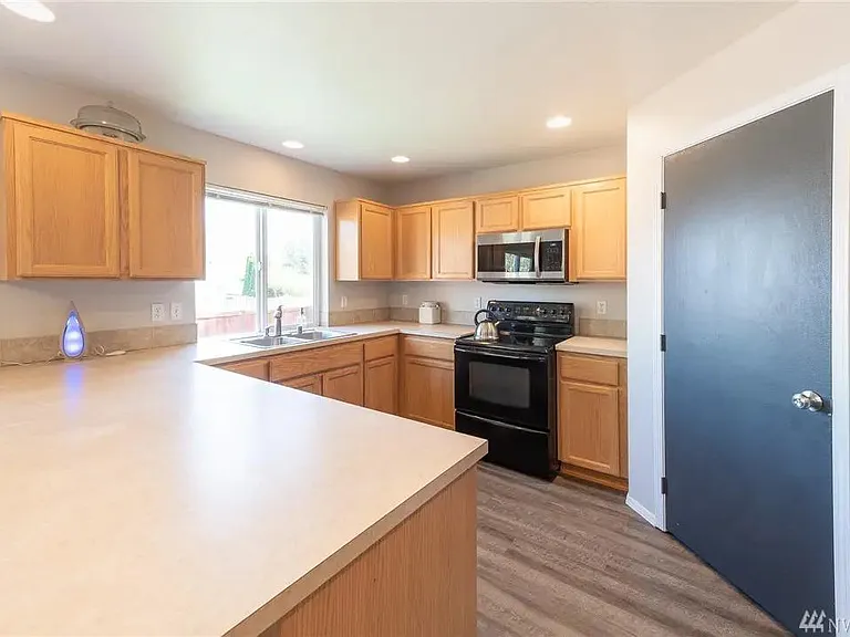 6618 Kirsop Village Dr SW — Photo 11