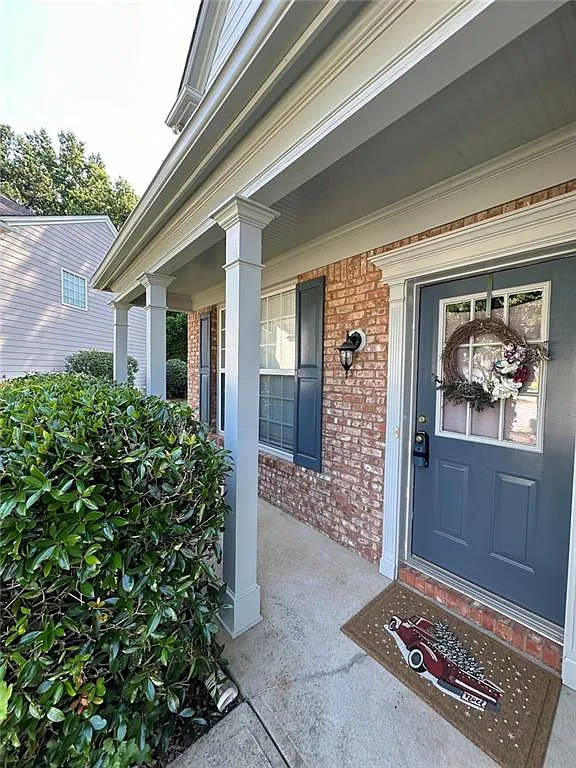 3 bed, 2.5 bath, 1908 sqft, $2,850 — Photo 2