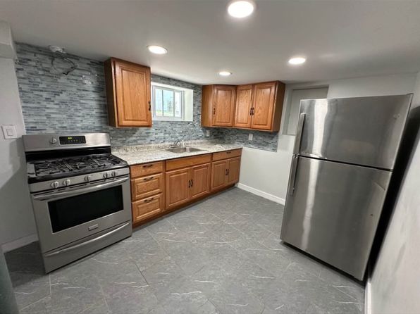 (undisclosed Address)