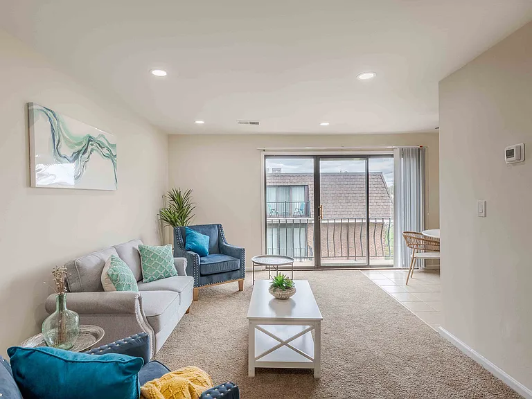 North Hills Apartments, LLC — Photo 6