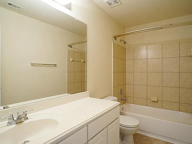 19710 Allenwick Hills Ct — Photo 22