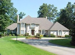 31734 Lake Rd, Avon Lake, OH 44012