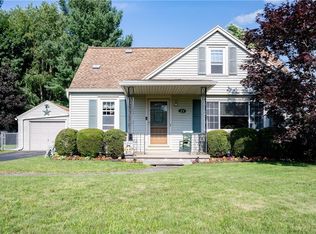 21 Elwood Dr, Rochester, NY 14616