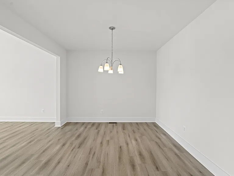 116 Rose Ct — Photo 13