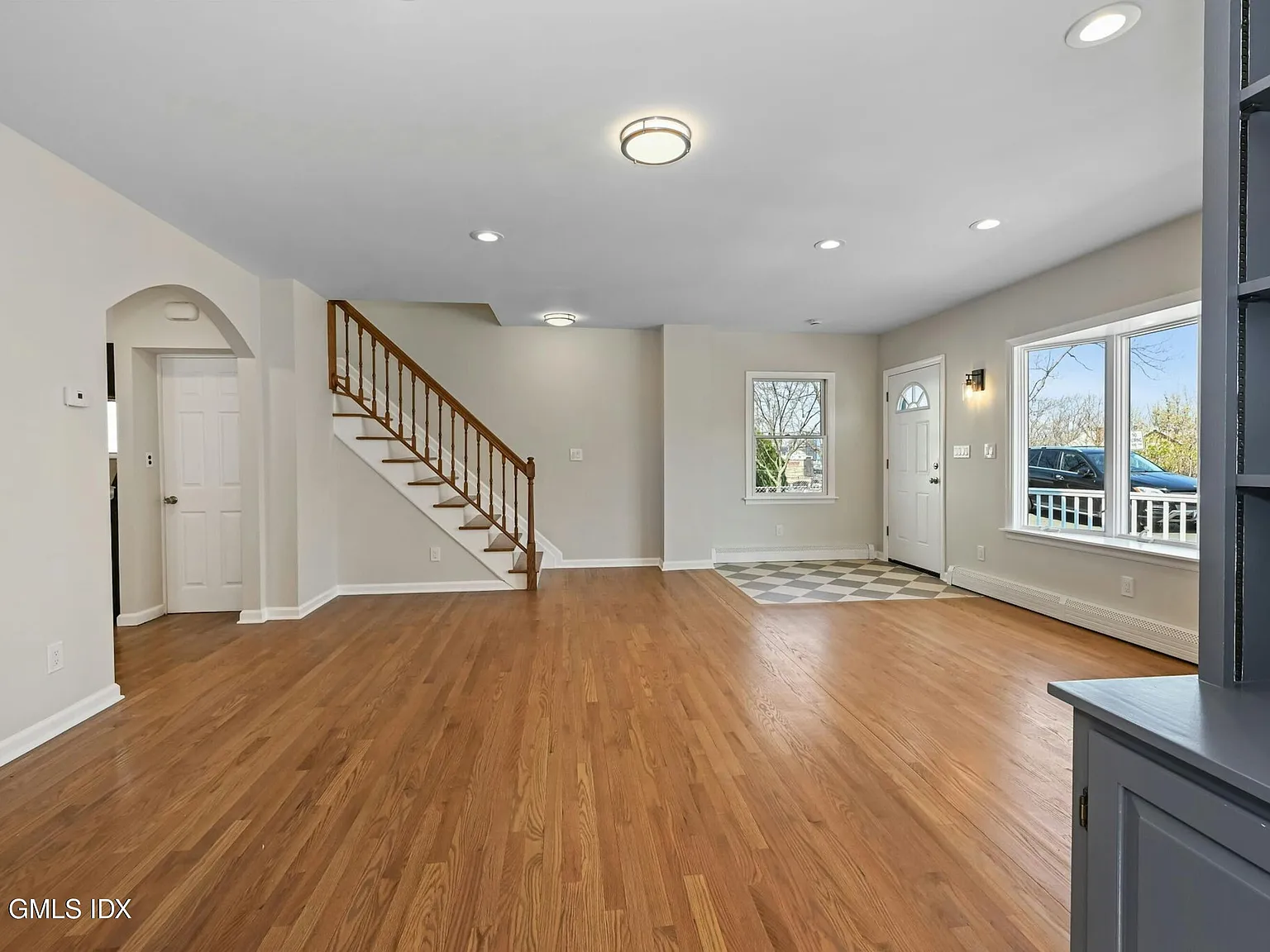 4 bed, 1784 sqft, $6,495 — Photo 3