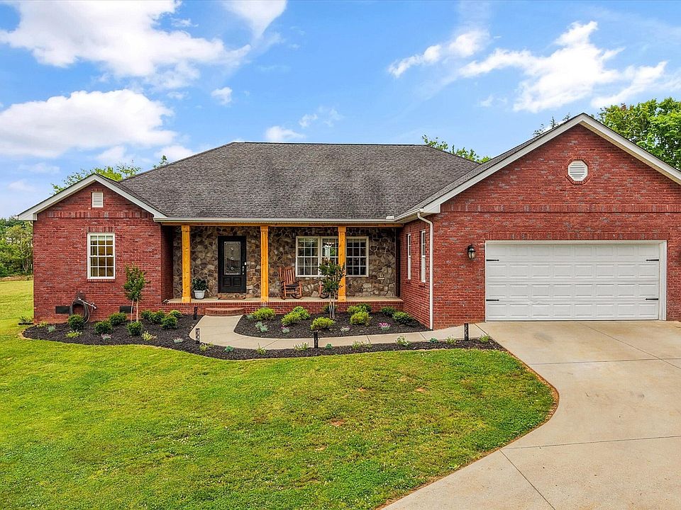 1st image of 217 Paradise Ln