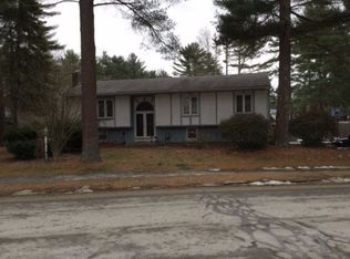 99 Wood Cove Dr, Coventry, RI 02816