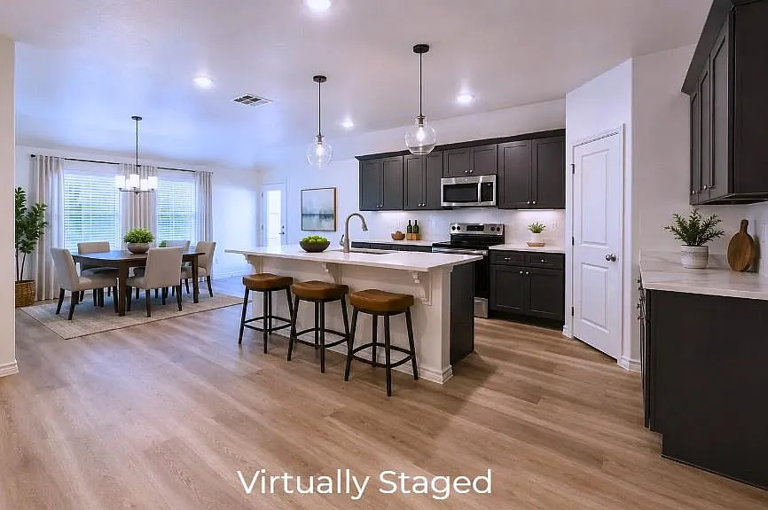 3 bed, 2.0 bath, 1623 sqft, $2,650 — Photo 3