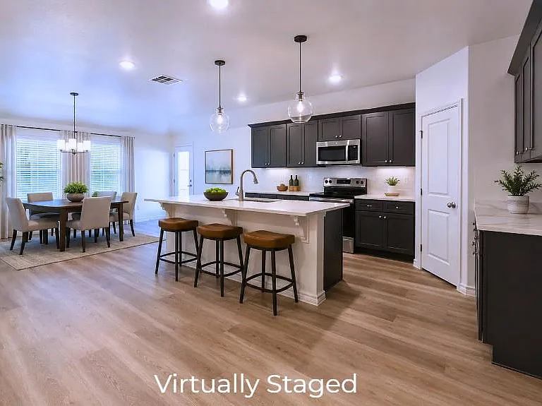 1317 Hogback Way — Photo 3