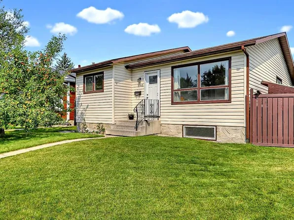 40 Rivervalley Cres SE, Calgary, AB T2C 3J8