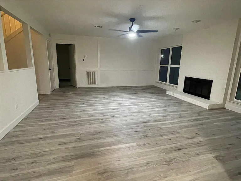 3014 Edgewood Dr — Photo 9