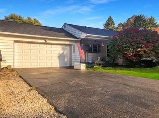 1203 Ranch Rd, Warsaw, IN 46580