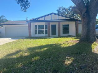 1886 Stanton Ave, Largo, FL 33770