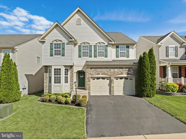 13848 Barrymore Ct, Gainesville, VA 20155