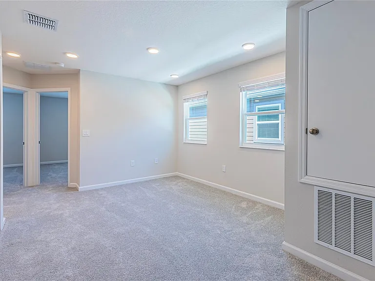 5082 Rain Shadow Dr — Photo 15