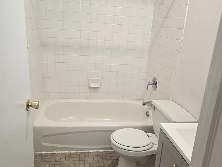 4206 W Girard Ave — Photo 12