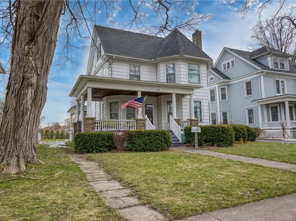 140 E Main St, Penn Yan, NY 14527