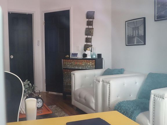 5th image of 2717 Gifford Ave #1
