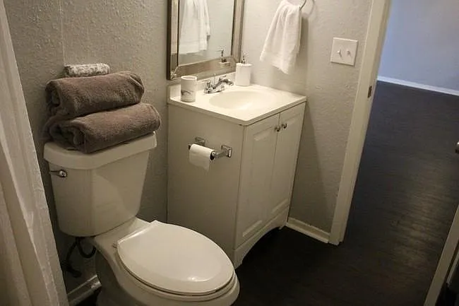 400 Raymond St #16 — Photo 14