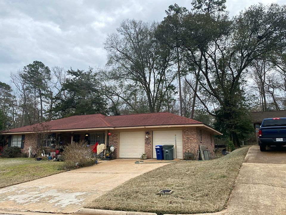 1st image of 907 Cherry Hills Dr