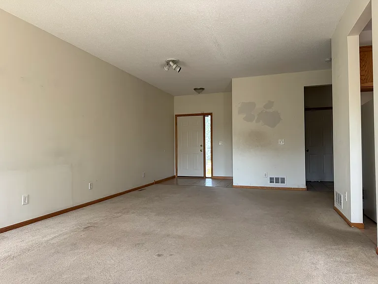 15274 Florist Cir — Photo 10
