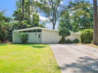 2 Lee Cir, Spanish Fort, AL 36527