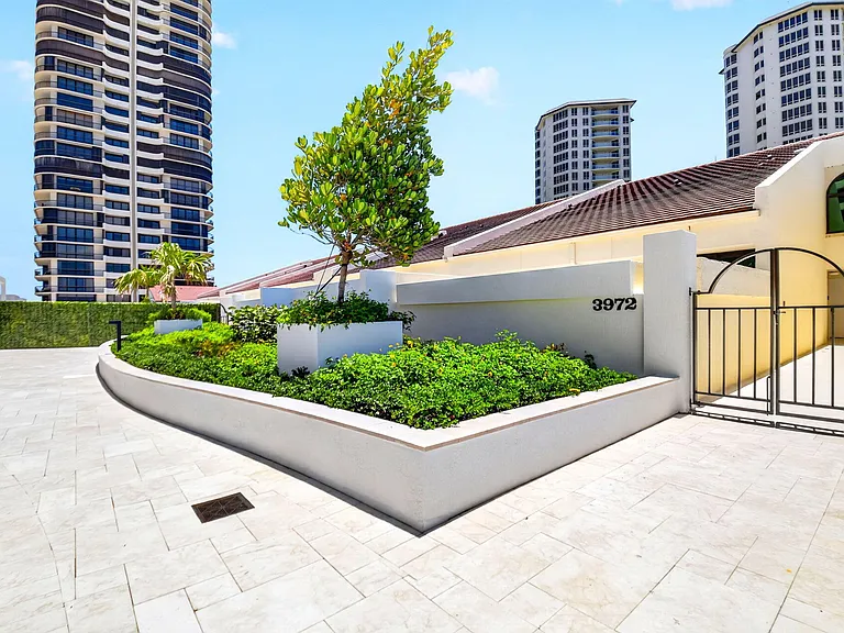 4100 N Ocean Dr #604 — Photo 57