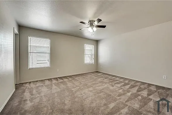 1109 Boxwood Dr — Photo 10