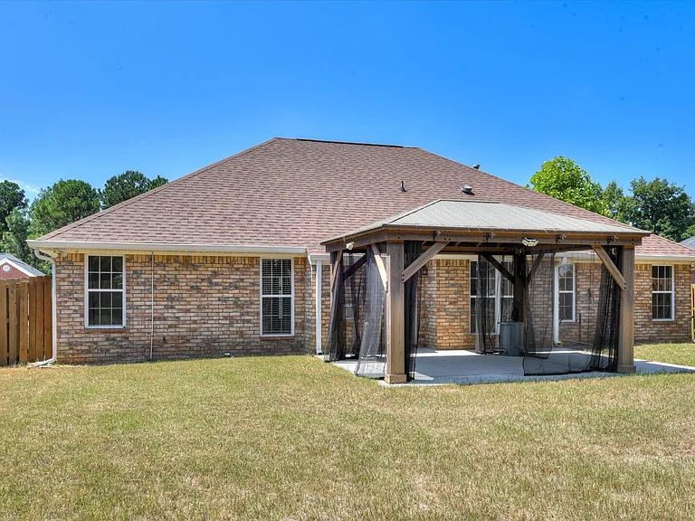 610 Butler Springs Cir — Photo 38