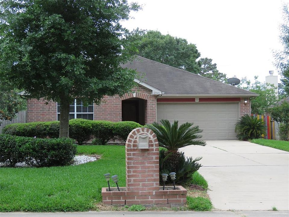 Beautiful Mature trees fully landscaped