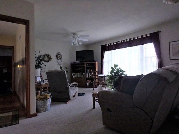 3rd image of 306 S Campbell St