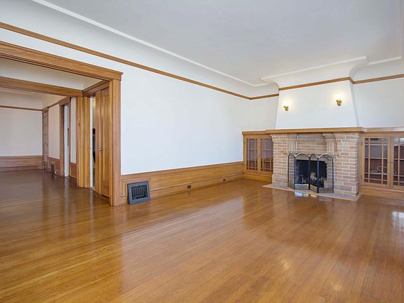 4th image of 546 42nd Ave