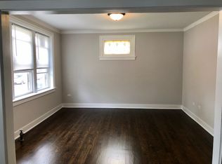 6514 19th St APT 2W, Berwyn, IL 60402