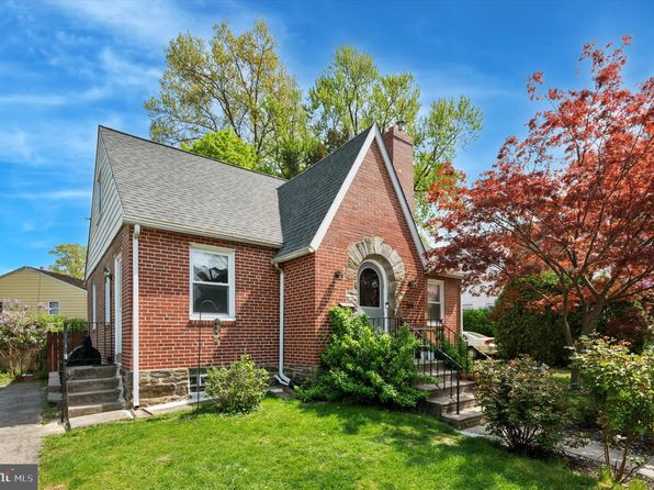209 N Woodlawn Ave, Aldan, PA 19018
