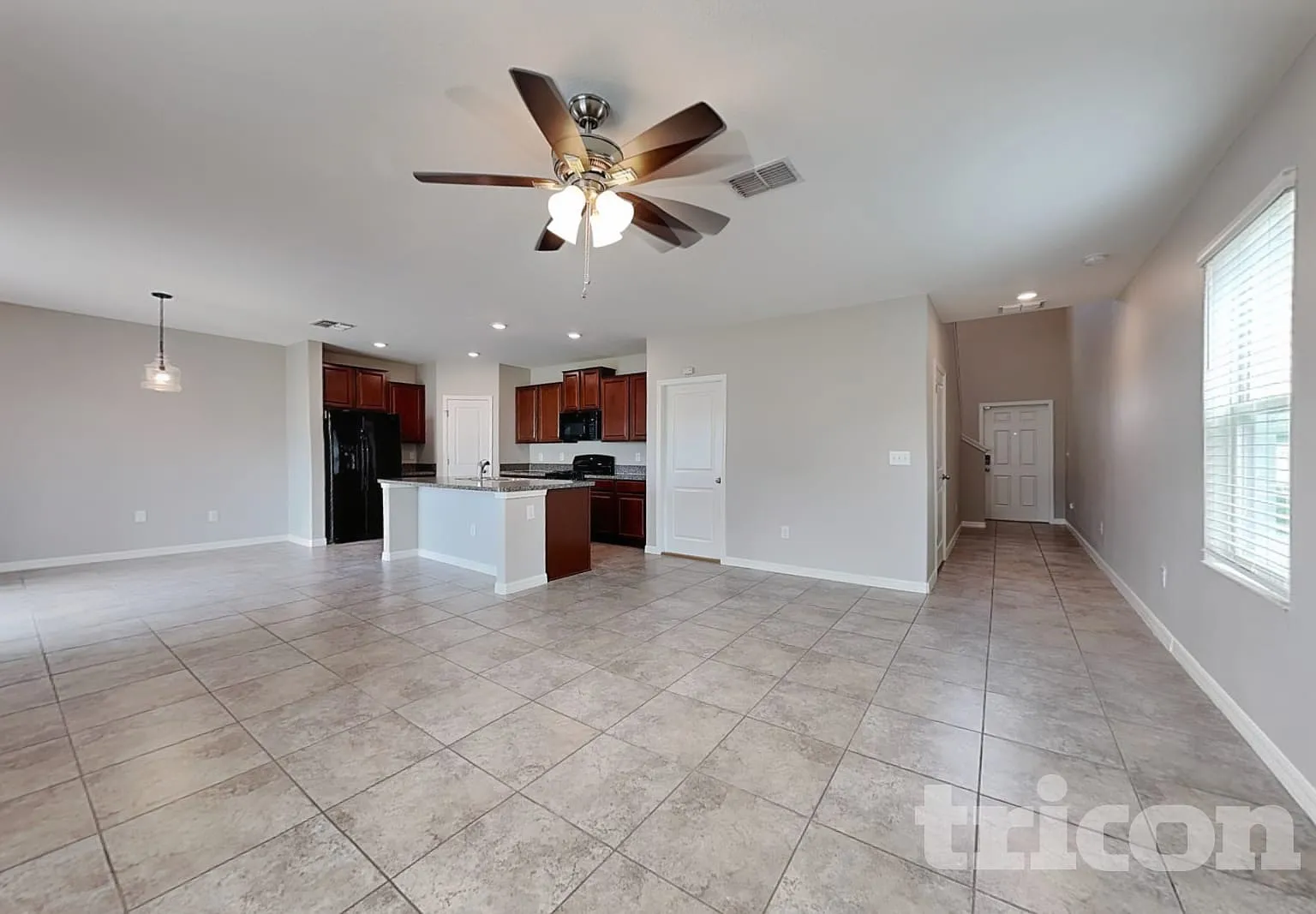 4906 White Chicory Drive Apollo Beach FL — Photo 2