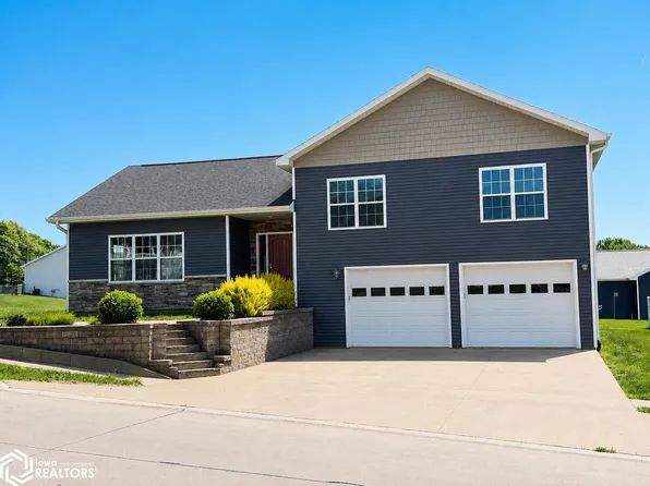 302 33rd St, Fort Madison, IA 52627