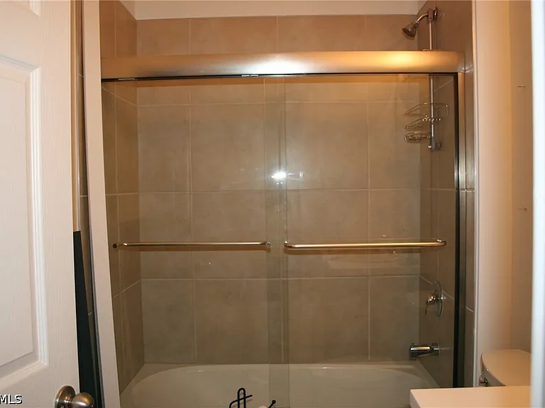 20056 Sweetbay Dr — Photo 29