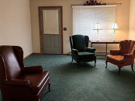 3rd image of 112 Eastwood Dr
