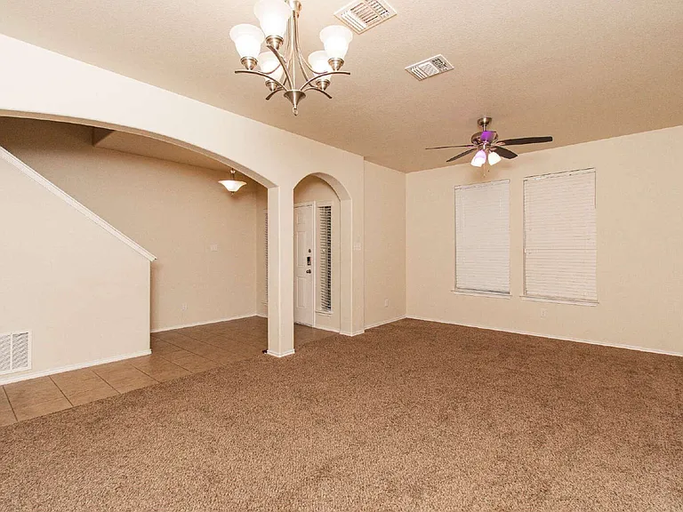 6509 Creek Land Rd — Photo 12