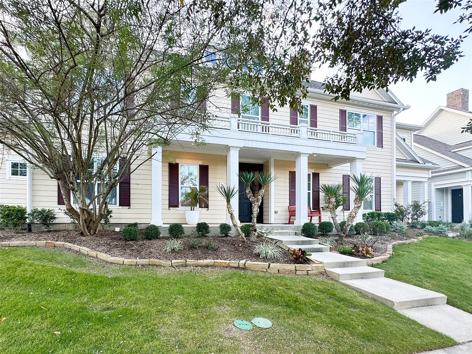 3 bed, 2.5 bath, 1977 sqft, $3,300 — Photo 3