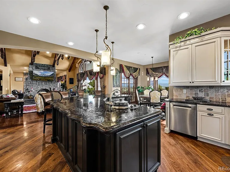 3440 Medallion Rd — Photo 21