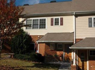 8610 Hope Mews Ct, Sandy Springs, GA 30350