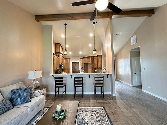 4th image of 3918 Ruth Ln