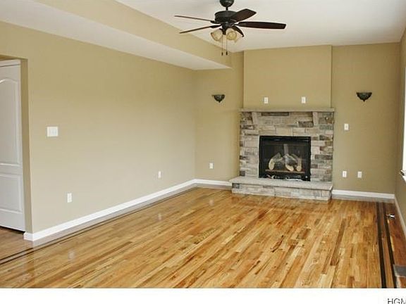 FINISHED PHOTOS OF SIMILAR HOUSE BUILT BY SAME BUILDER.