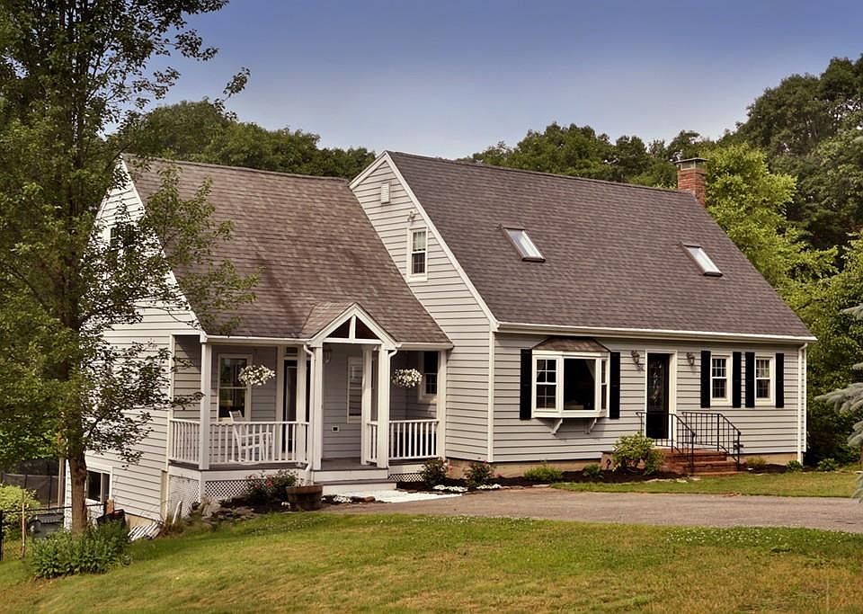1st image of 52 Longfellow Dr