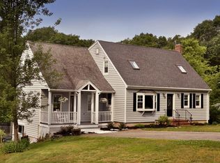 52 Longfellow Dr, Newburyport, MA 01950