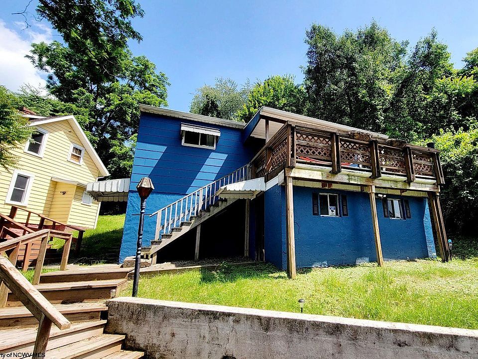 1st image of 1024 Cayton St
