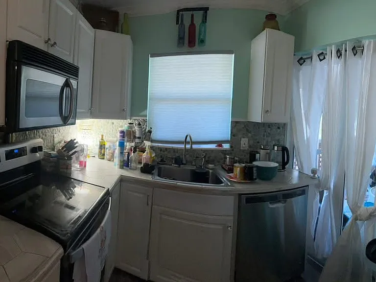 2800 NE 14th Street Cswy #203 — Photo 9